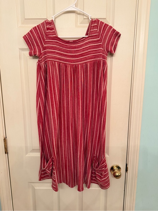 Vignette Other - Girls' Red Striped Short-Sleeve Casual Dress